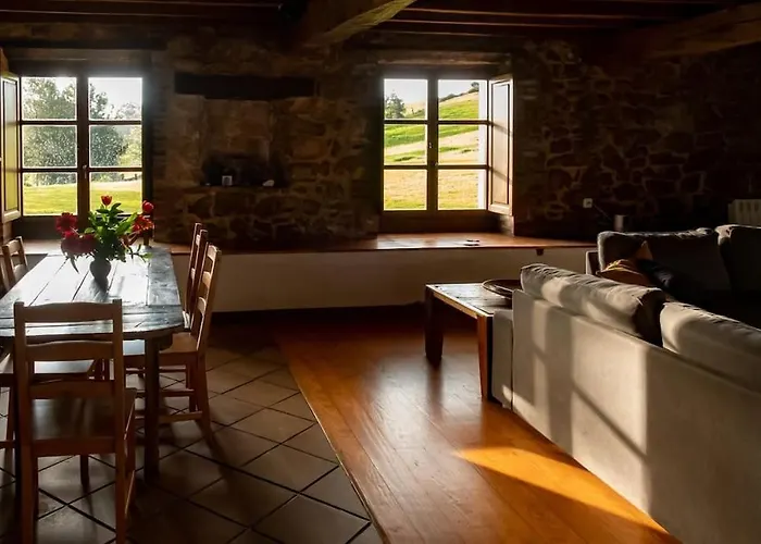 4 Bedrooms House, 4km From San Vicente La Cotera