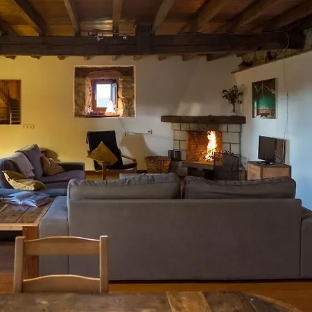 4 Bedrooms House, 4km From San Vicente Semesterbostad *